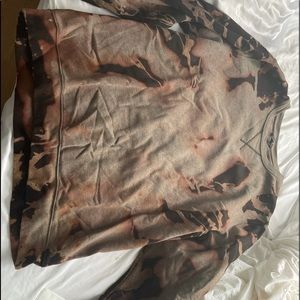 Black and white tie dye crew neck